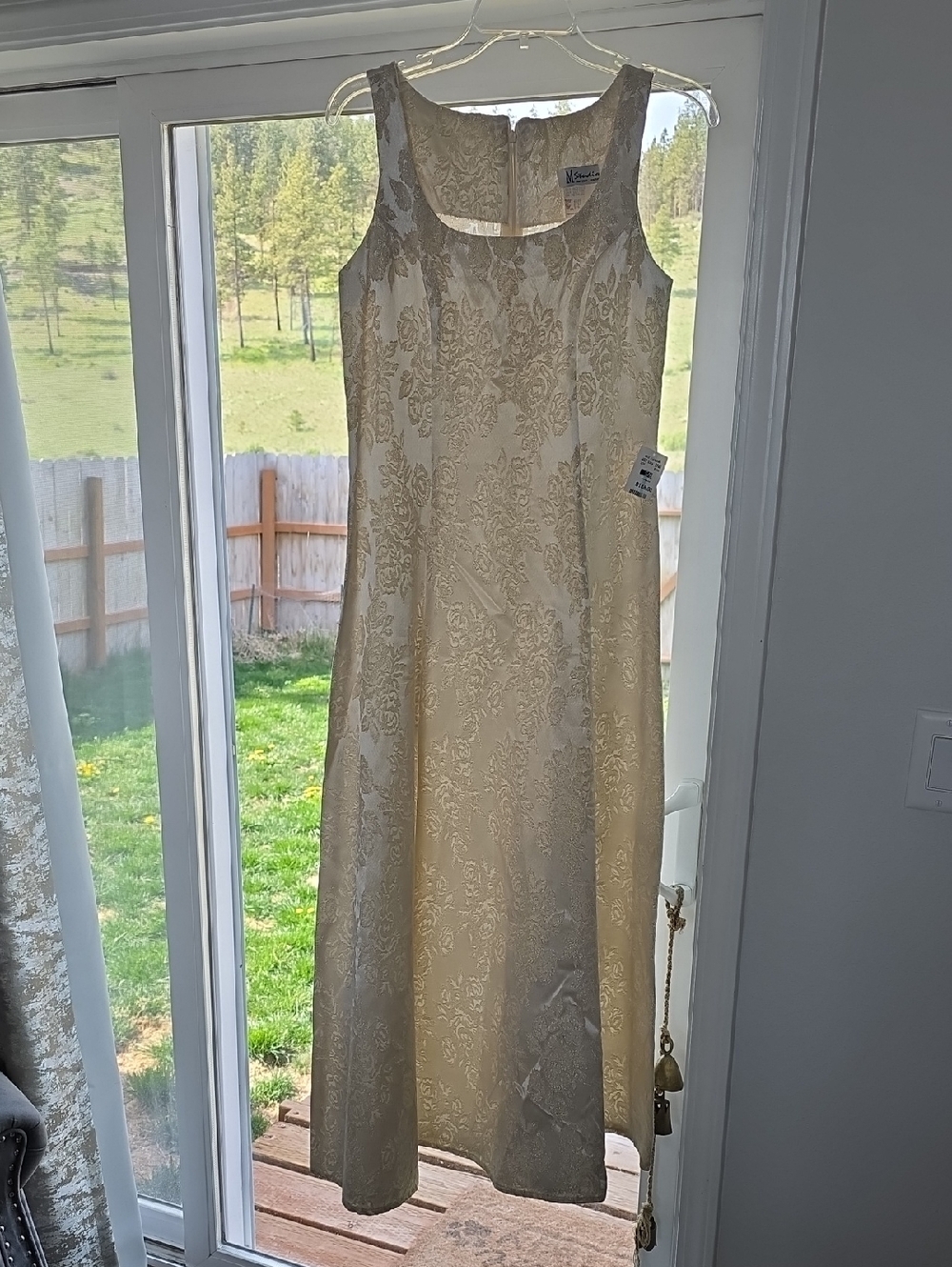 M.STUDIO Cream Brocade Sleeveless A-Line Dress